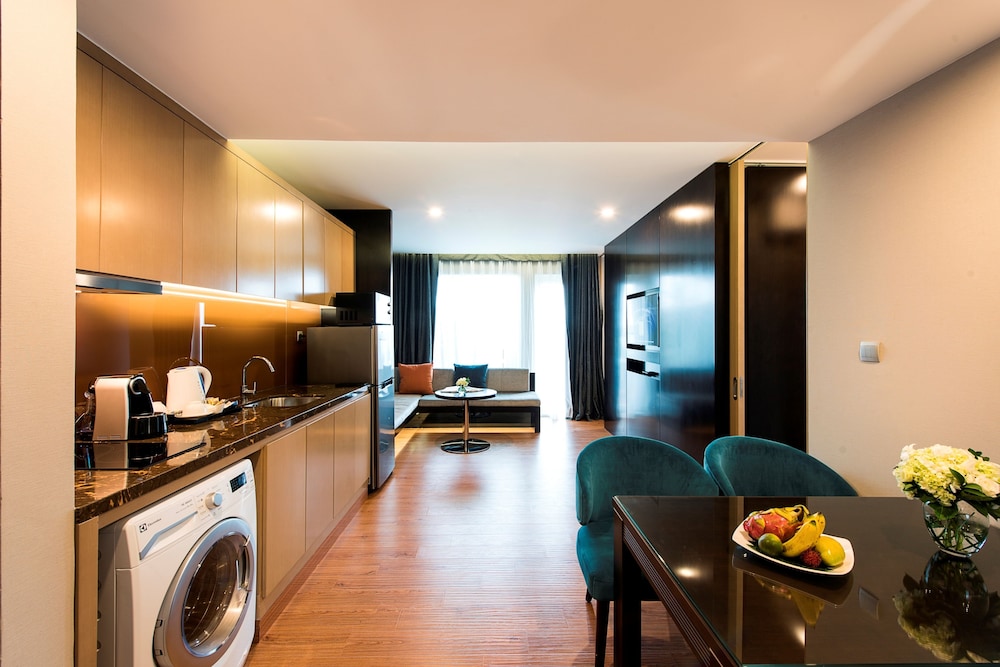 Novotel Suites Hanoi 38/70