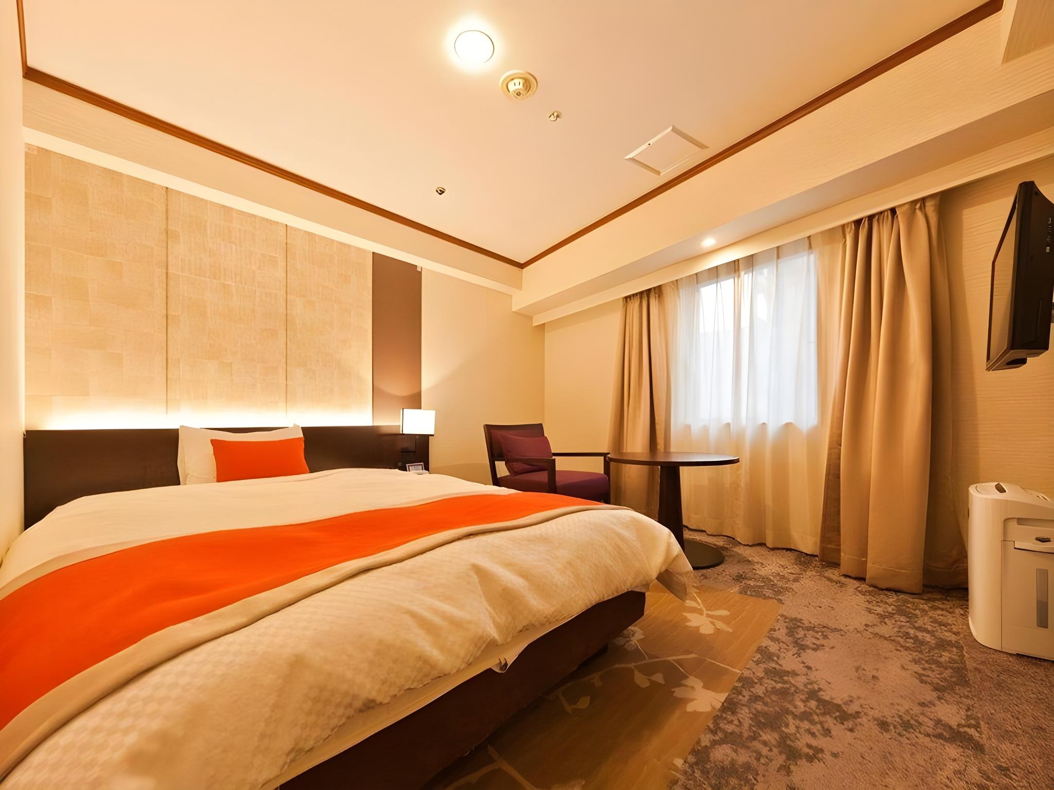 Semi Room, Superior, Single, Semi Double Bed