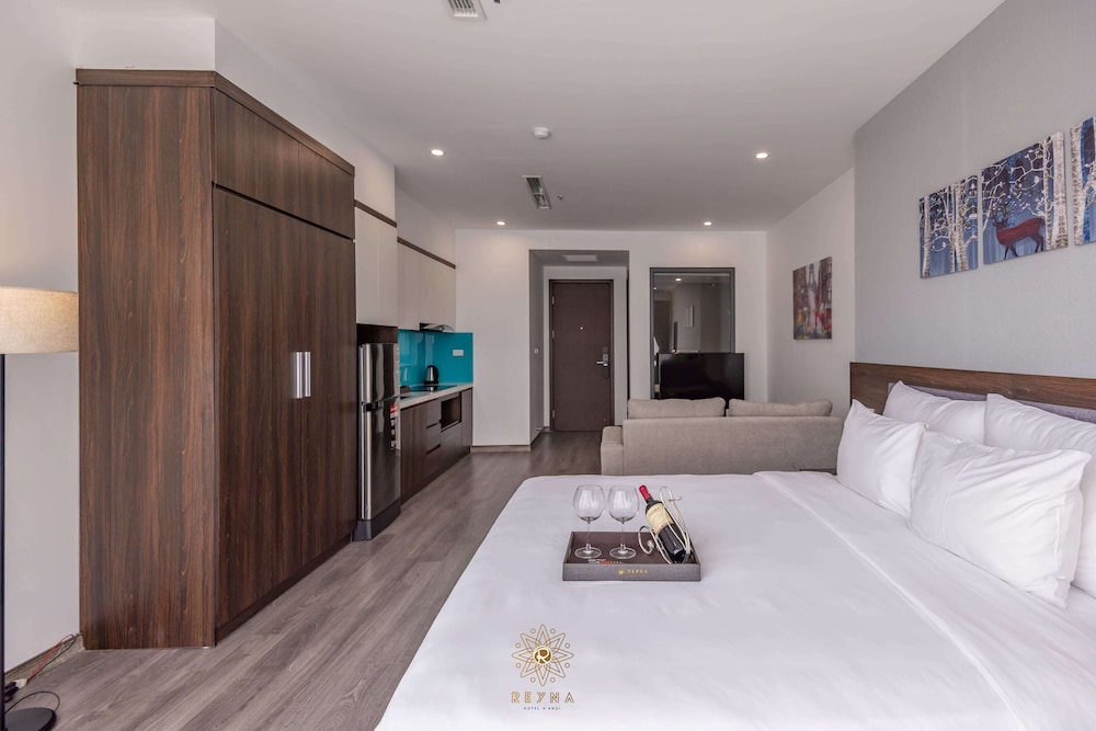 Reyna Hotel Hanoi 15/50