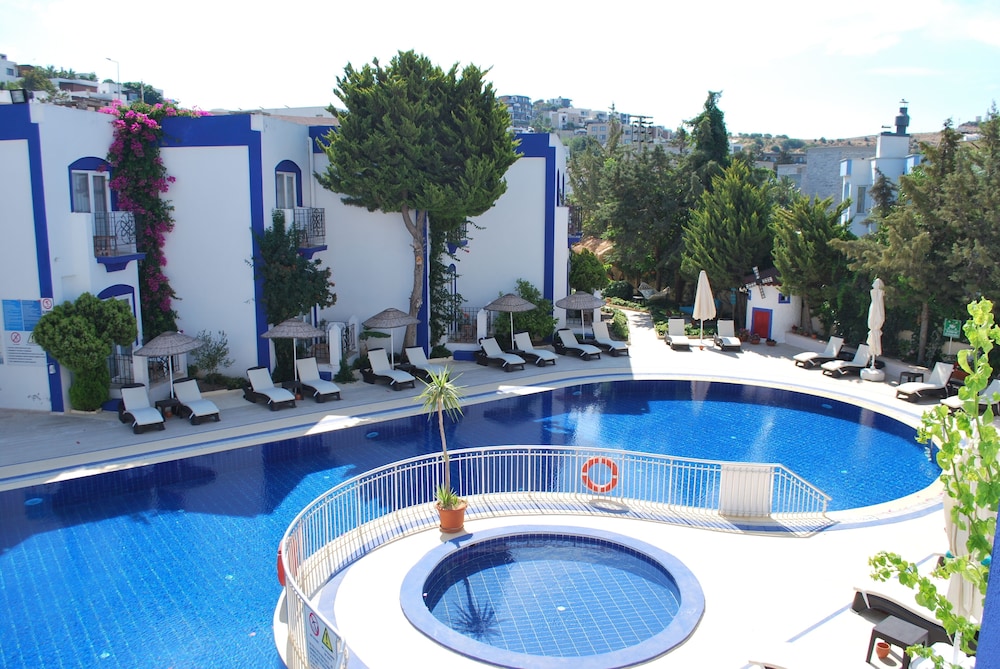 Serpina Hotel - Adults Only 3/68