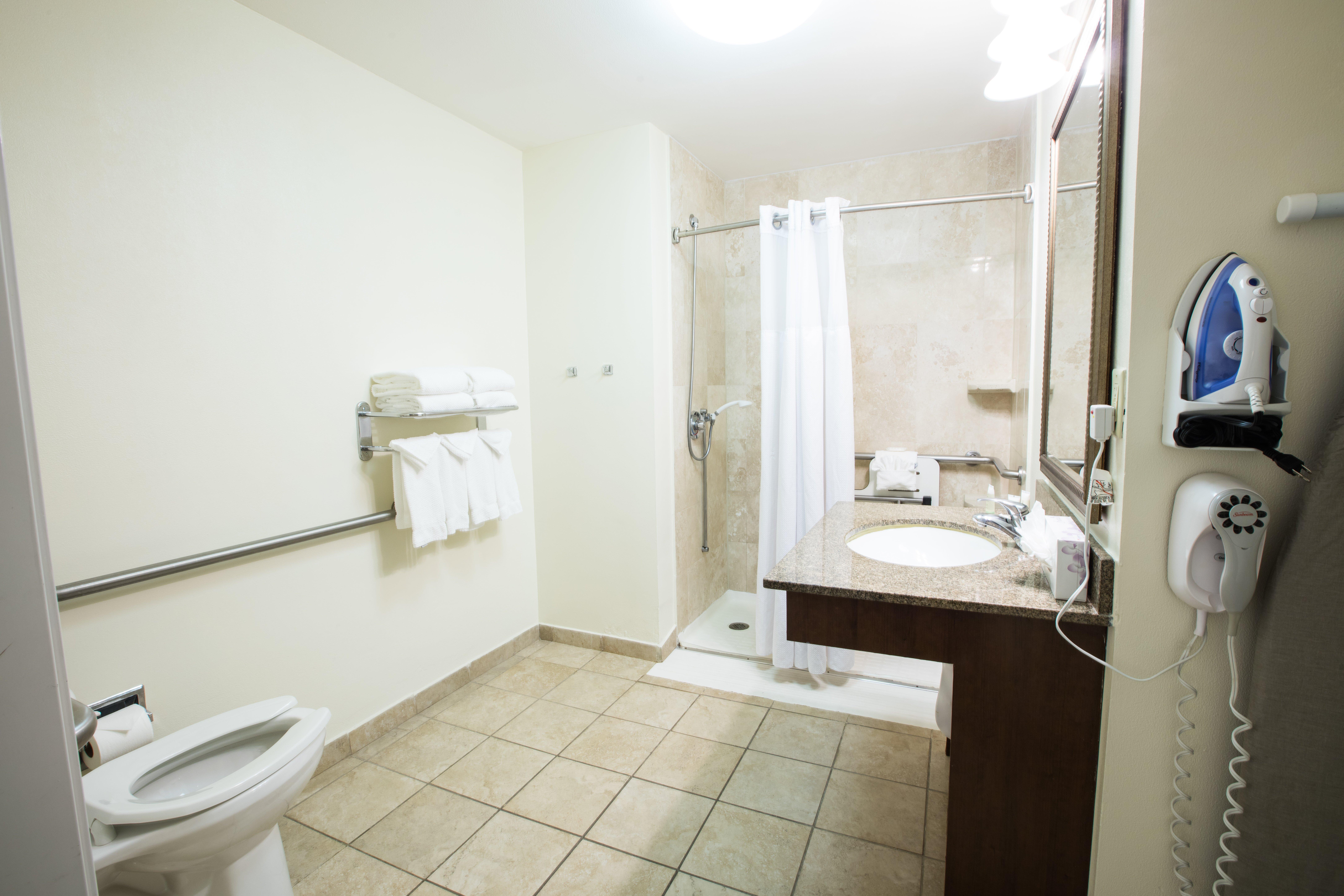 غرفة بسرير مزدوج لذوي الإعاقة، STAYBRIDGE SUITES AUSTIN AIRPORT 3/3