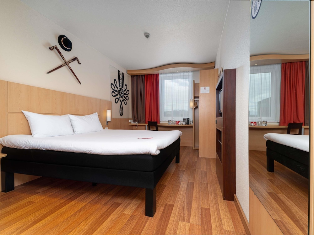ibis Krakow Stare Miasto 24/77