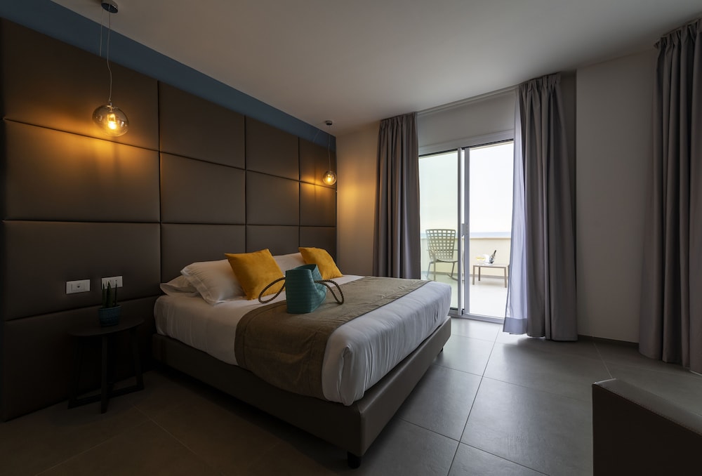 Resort La Battigia 38/70