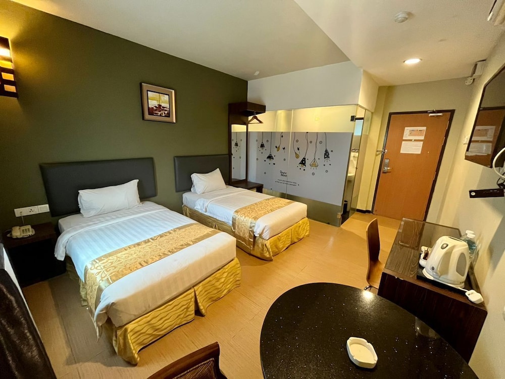 Eight Days Boutique Hotel @ Impianemas Skudai 30/47