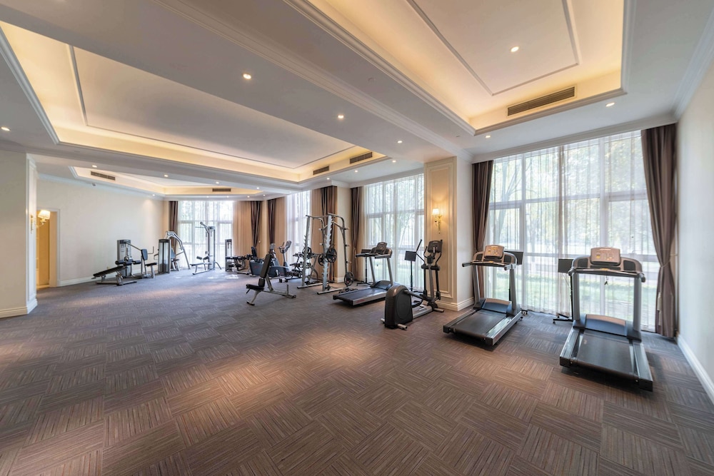 Howard Johnson Junhe Hot Springs Resort Beijing 24/46