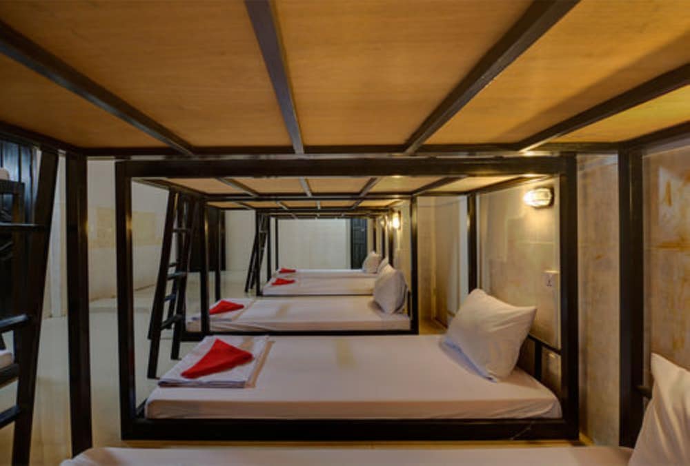 Mixed Dorm, 12 Beds
