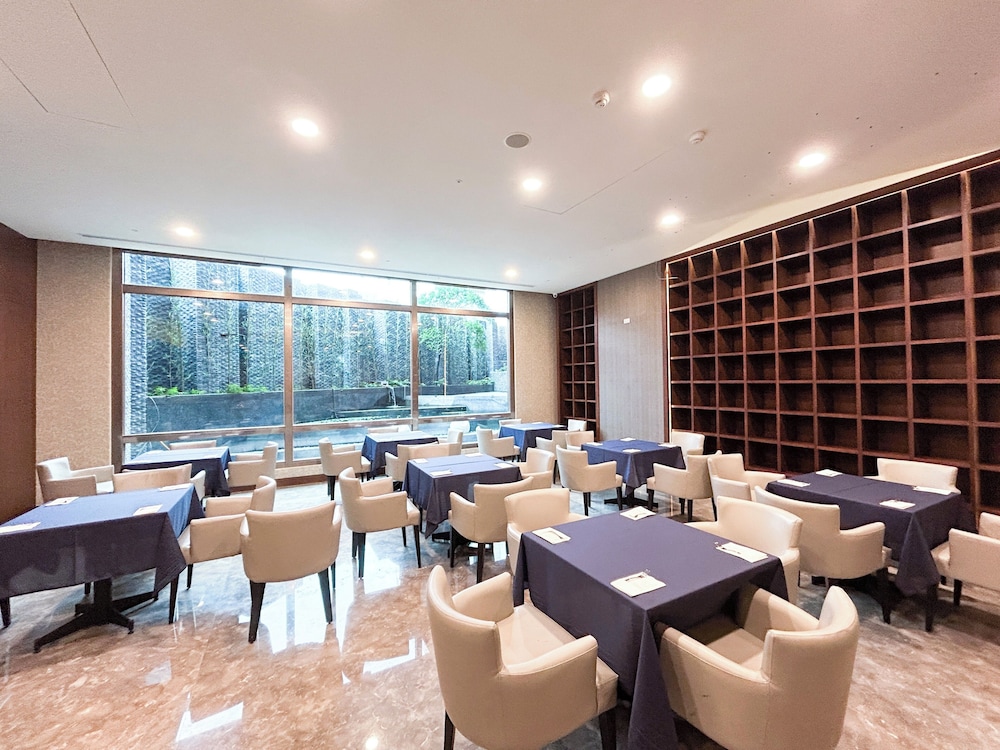 Best Hotel 53/63