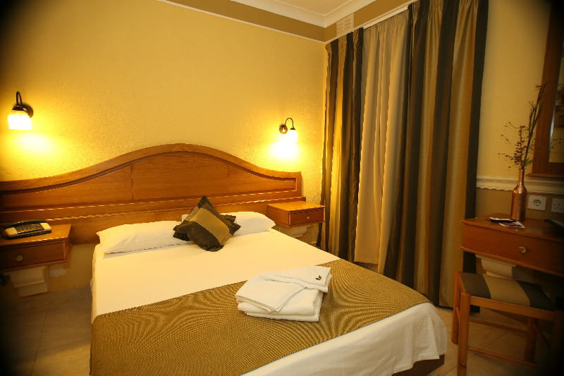 Soreda Hotel 10/29