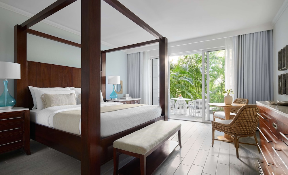 West Bay, Grand, Junior Suite, Luxury, King Bed, Large, Club Floor