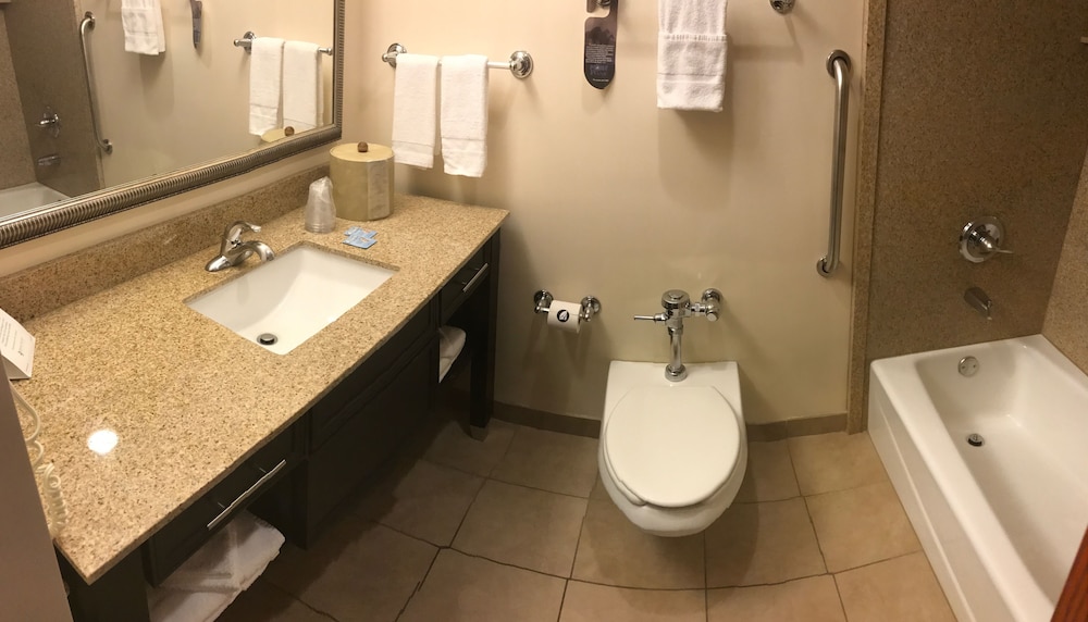 Asbury Inn and Suites 21/66