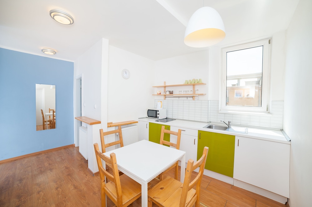 Patio Hostel 36/50