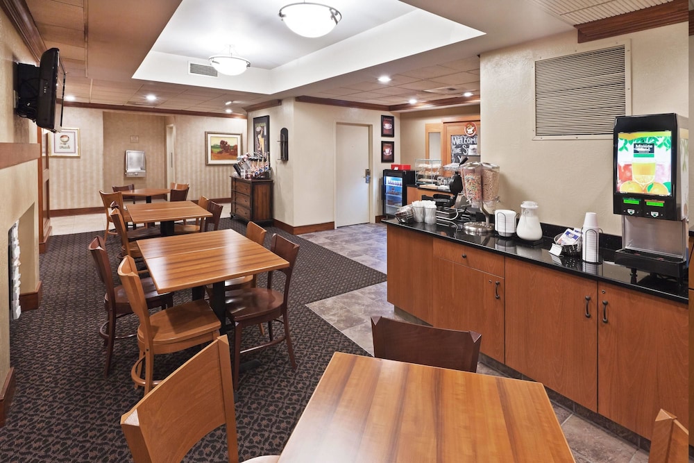 restaurant-cafeteria