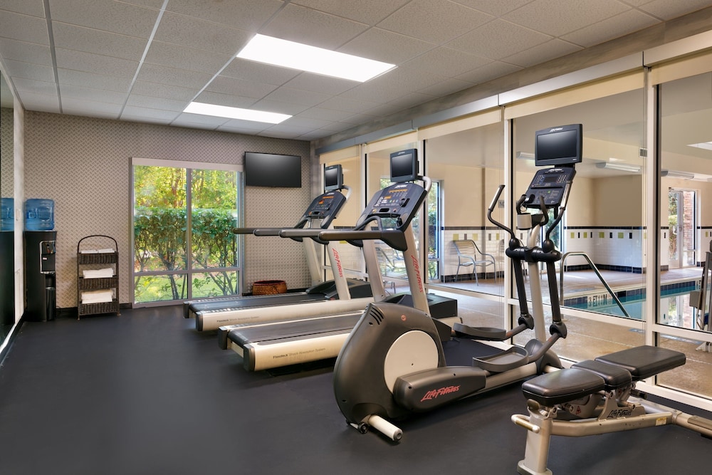 Fairfield Inn Suites Tallahassee Central 10/35
