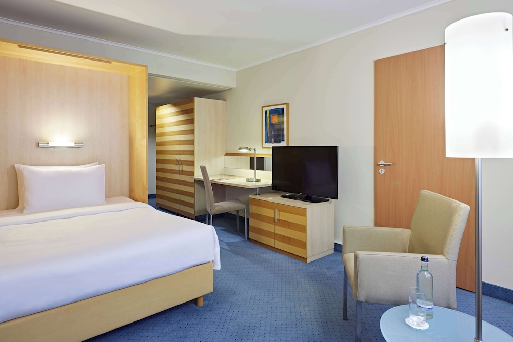 Lindner Hotel Cologne Am Dom, part of JdV by Hyatt 21/58