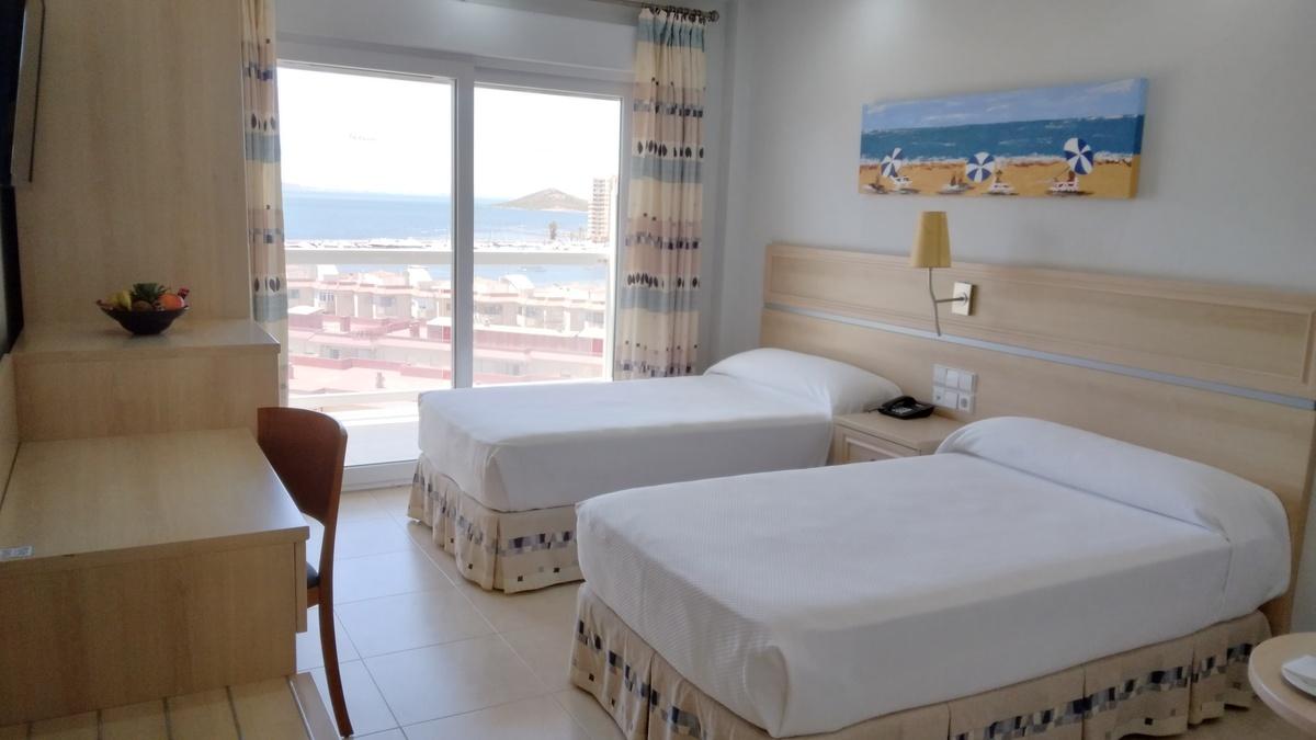 Standard, Twin Beds, Sea View, Balcony or Terrace