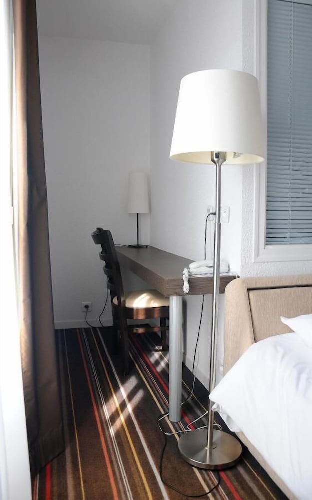 Ibis Styles Segre 26/58