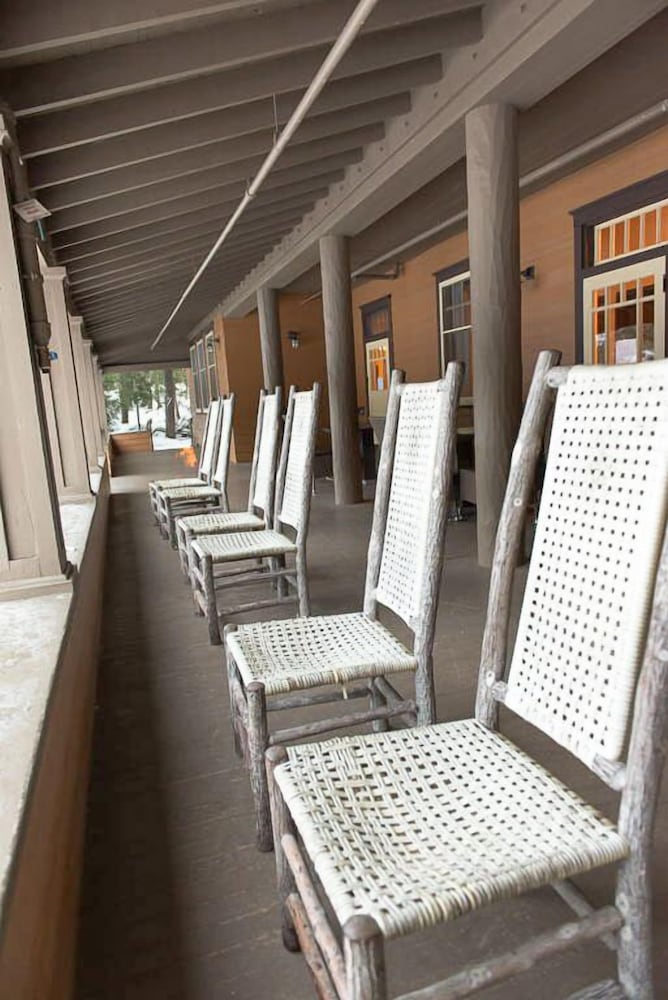 National Park Inn 36/50