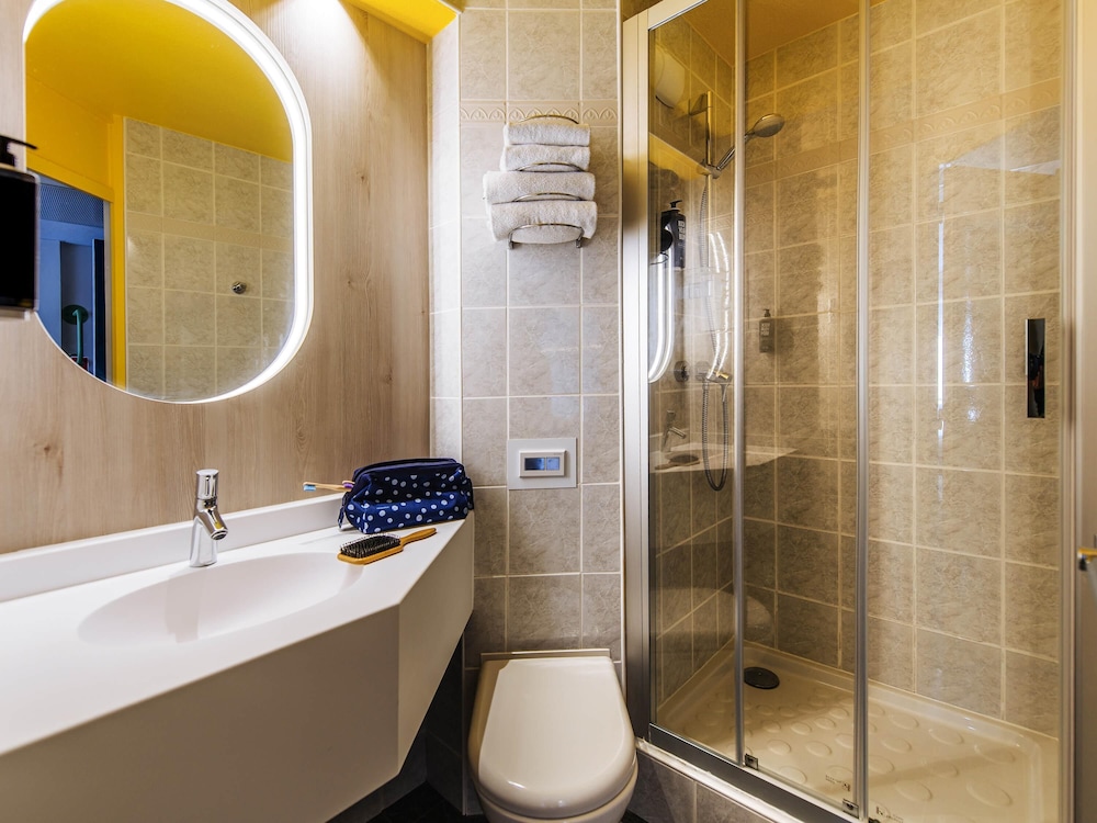 IBIS STYLES ANTIBES 69/71