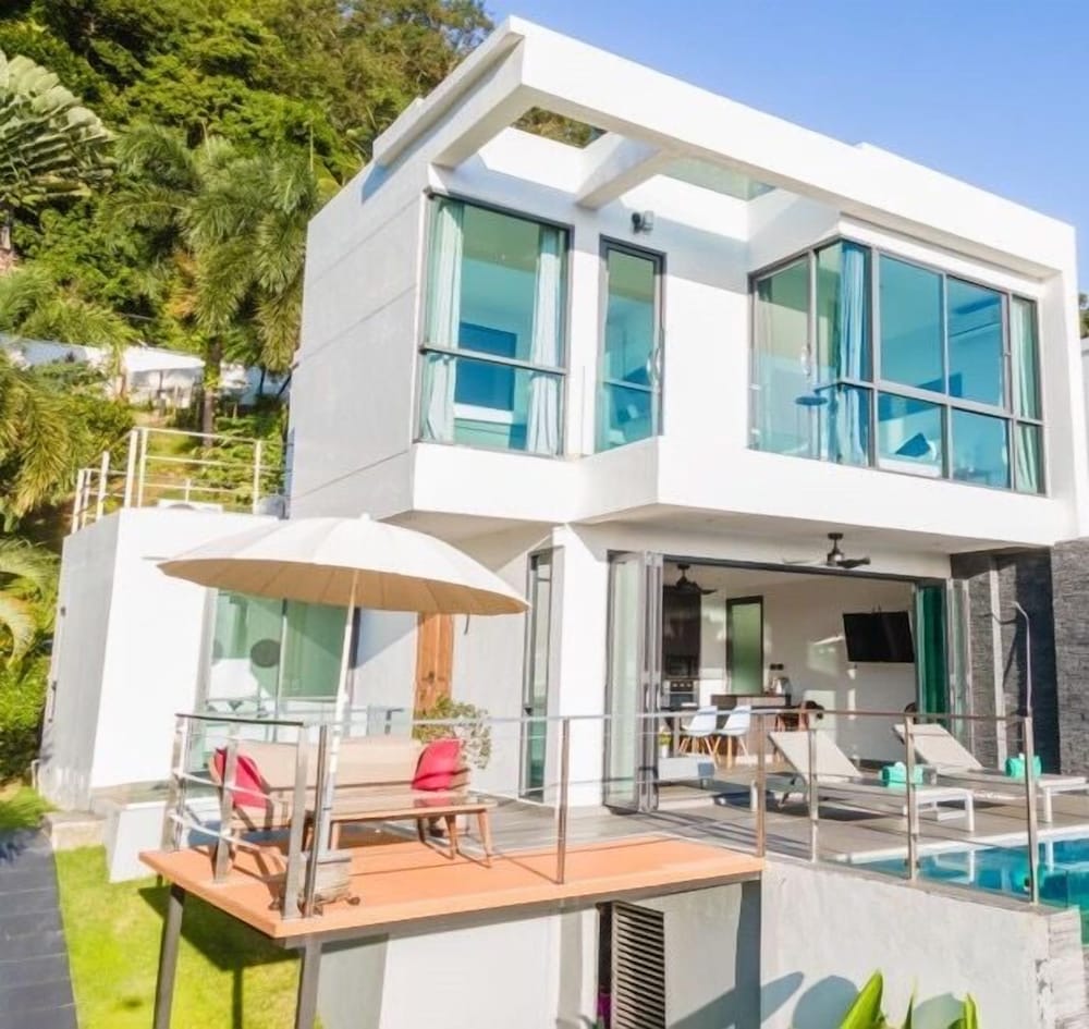 Baan Saint Tropez Villas Kata Beach 8/82