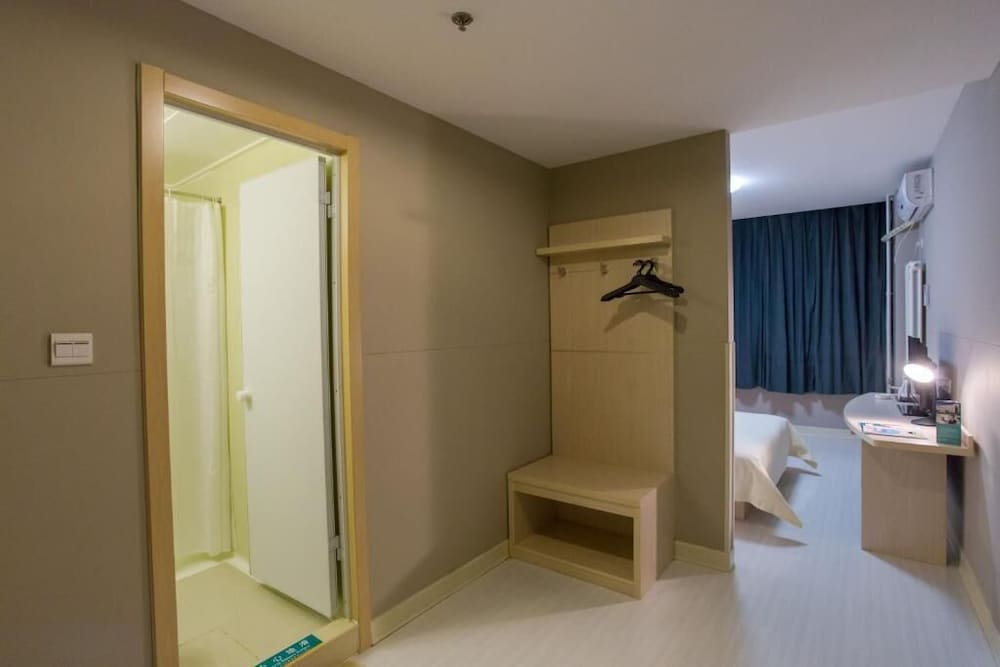 Jinjiang Inn Olympic Park 44/46