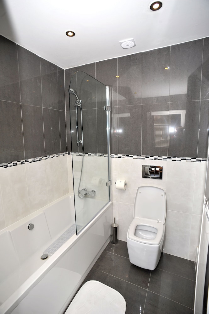 Kings Arms Hotel 44/44