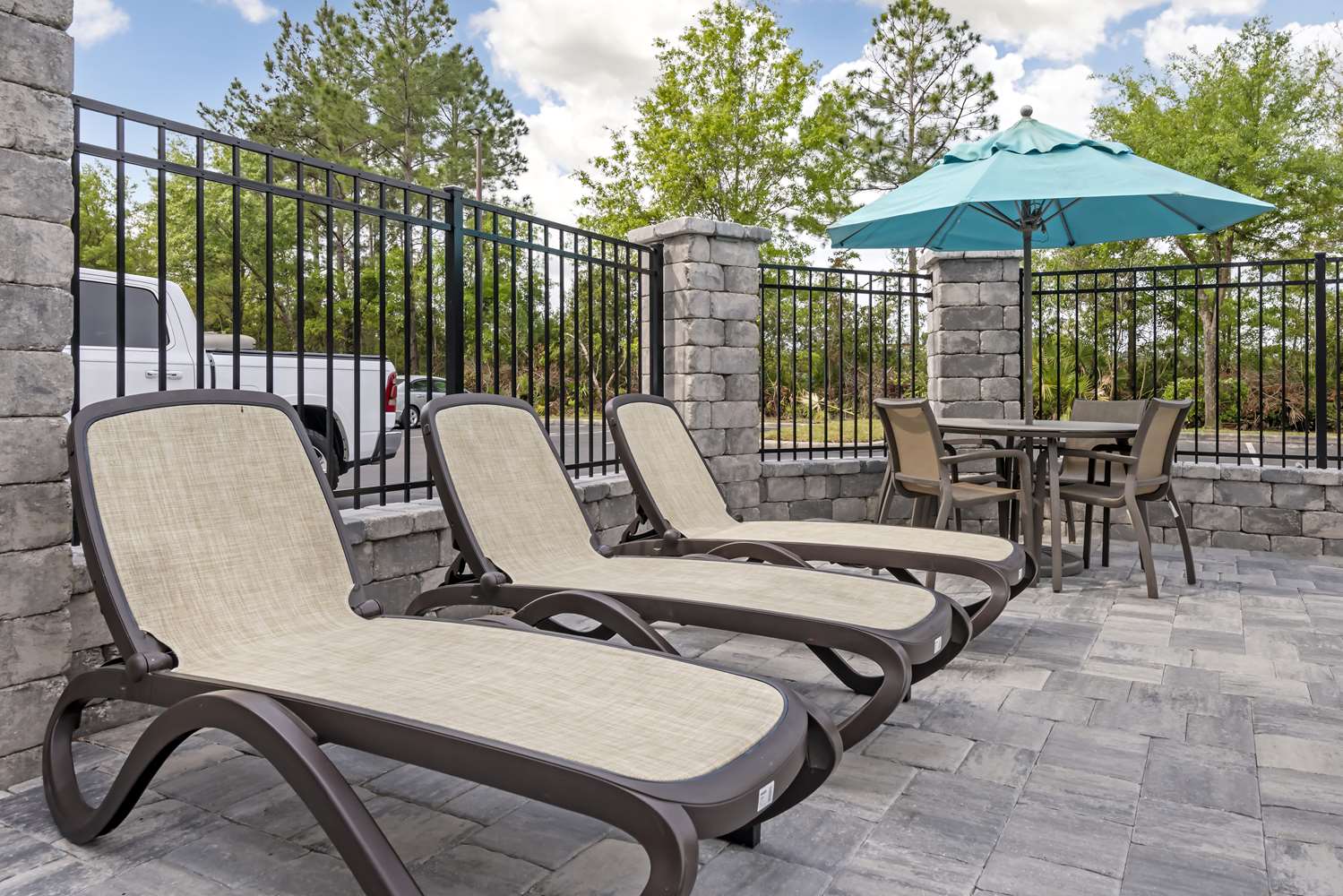 Best Western Plus First Coast Inn & Suites 32/53