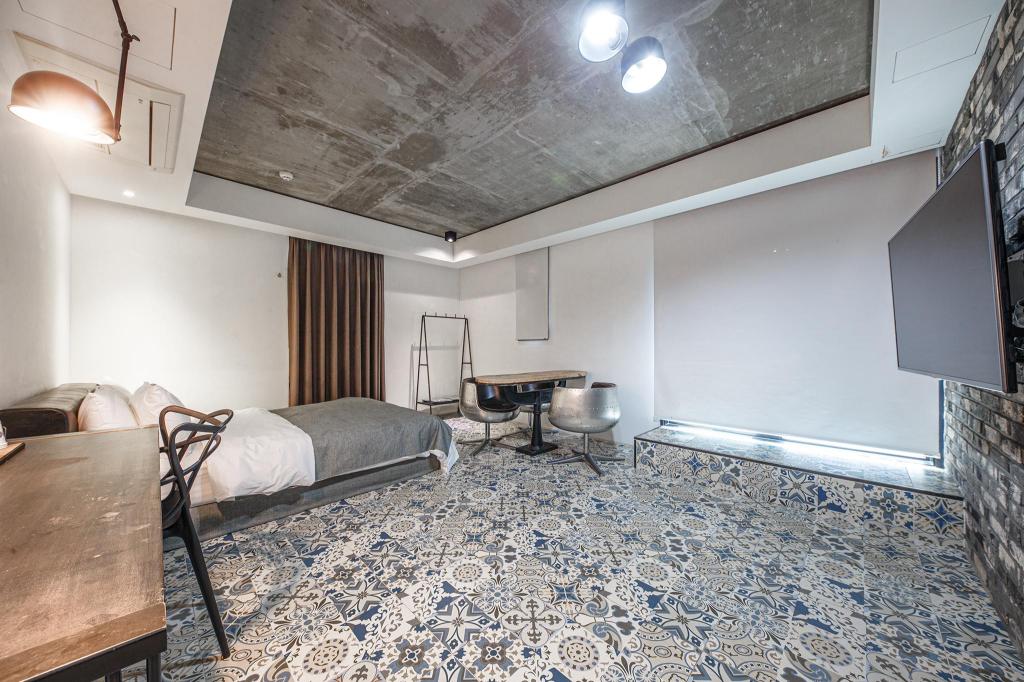 Garden Suite, Queen Bed
