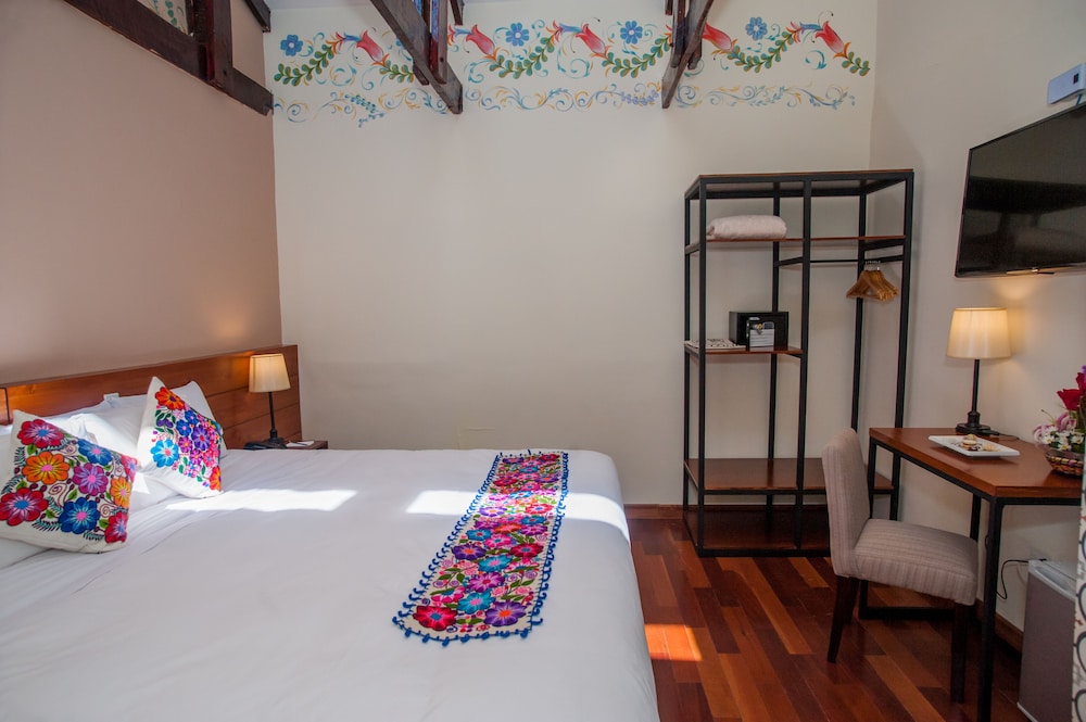 Casa Biru Hotel Boutique 22/68