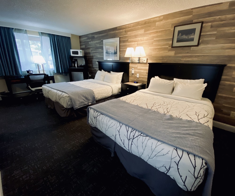 Salida Inn & Monarch Suites 32/78