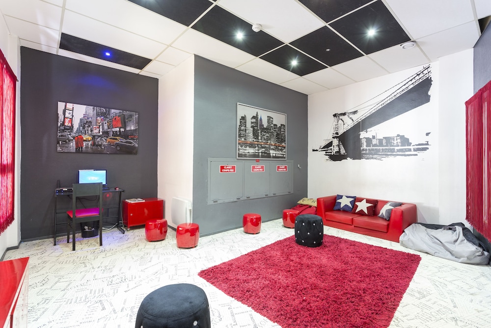 lounge
