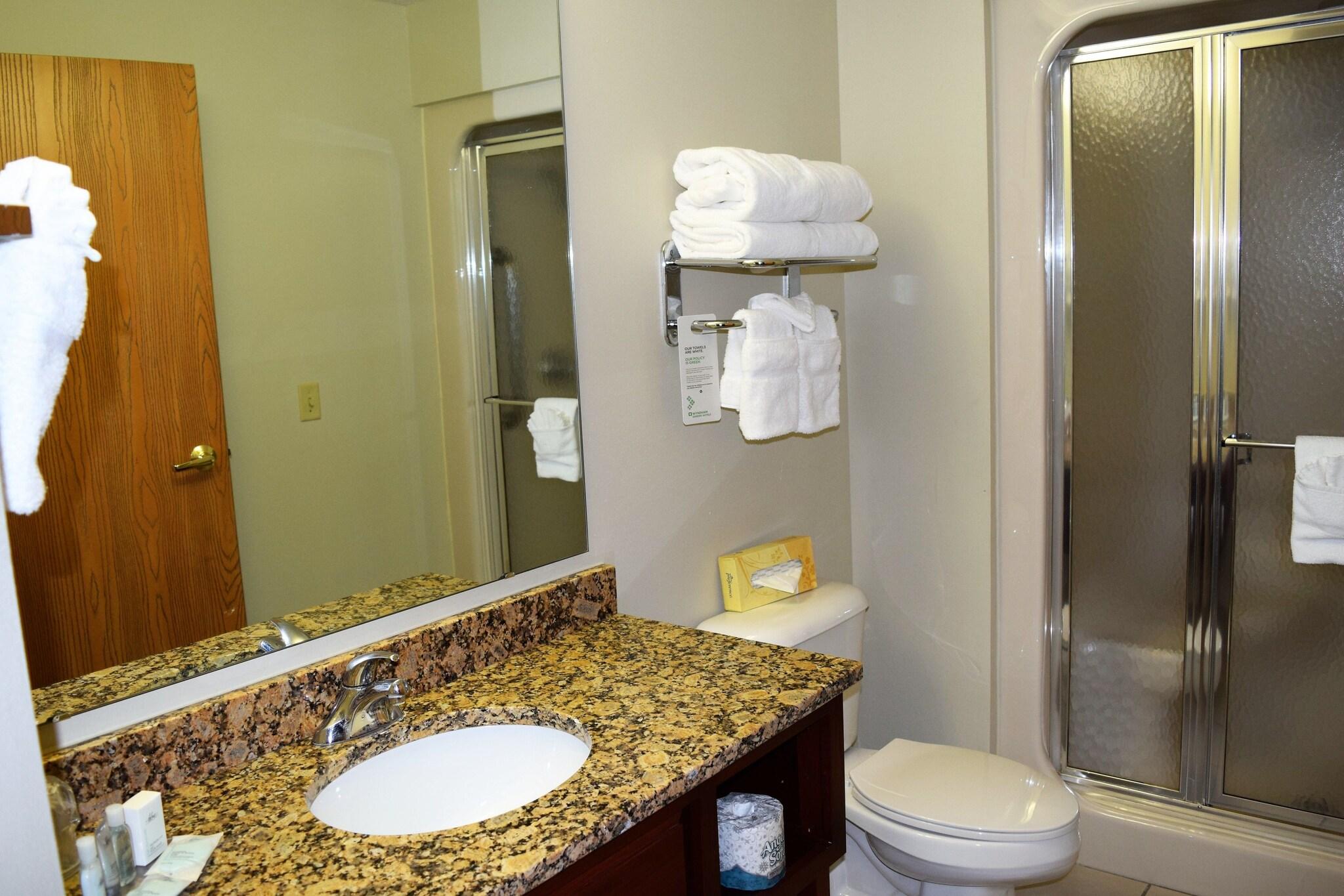 Suite, King Bed
