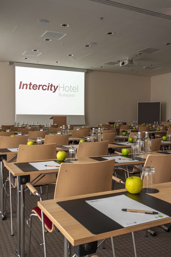 IntercityHotel Budapest 58/65