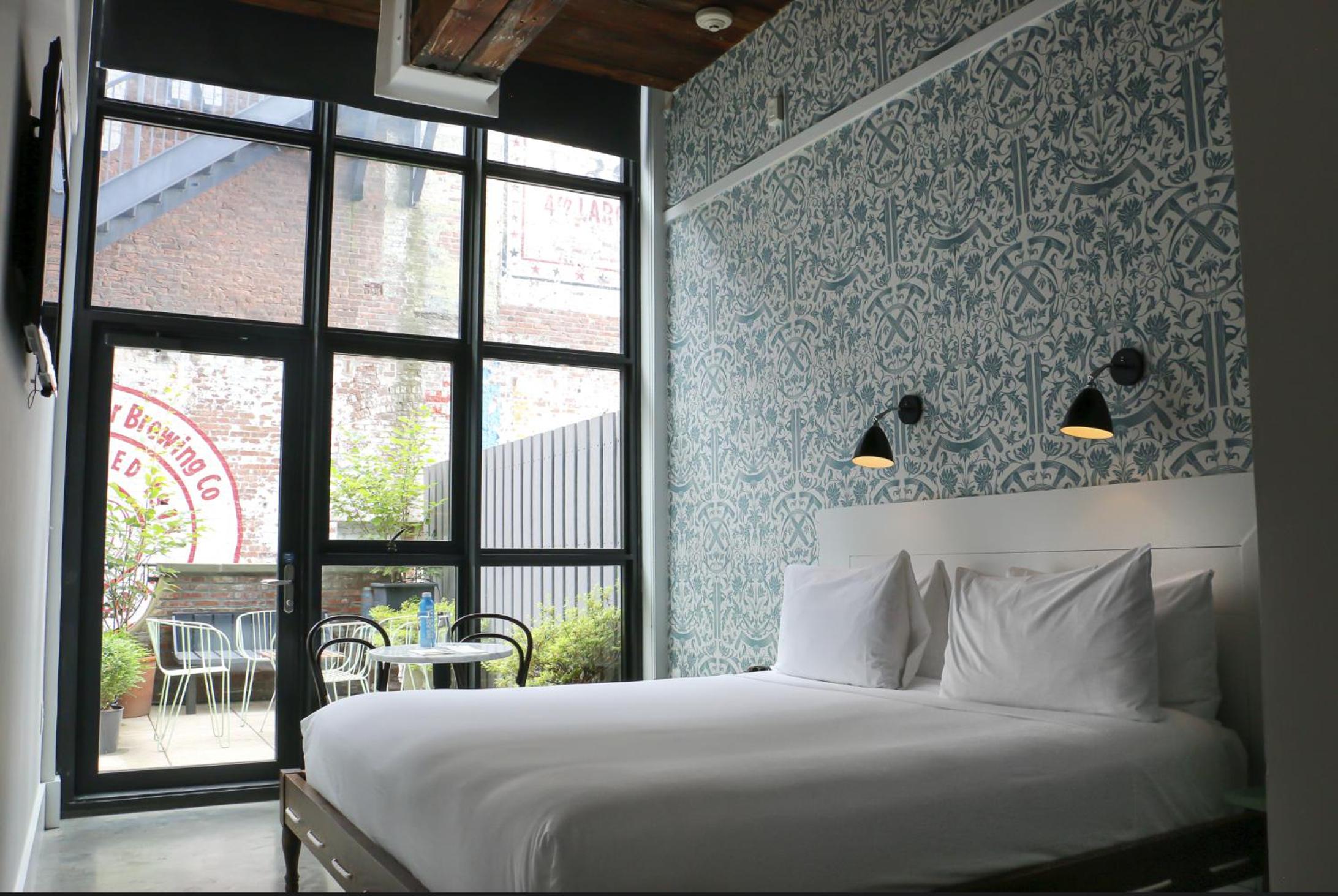 Brooklyn, Terrace
