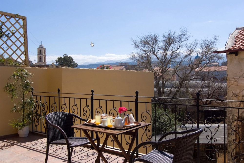 Belmondo Hotel & Suites 31/39