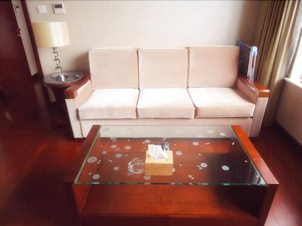 Shanghai ZiYuan Service Apartment 9/61