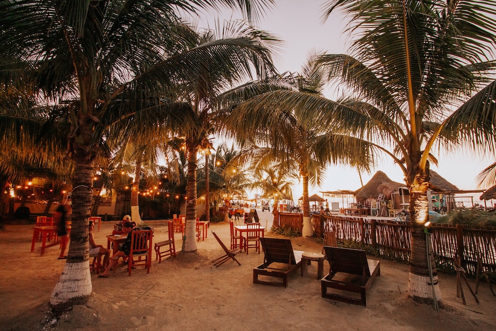 La Diosa Kali Beach Front Hotel 41/50