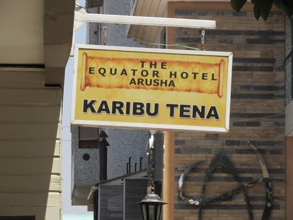 The Equator Hotel 28/60