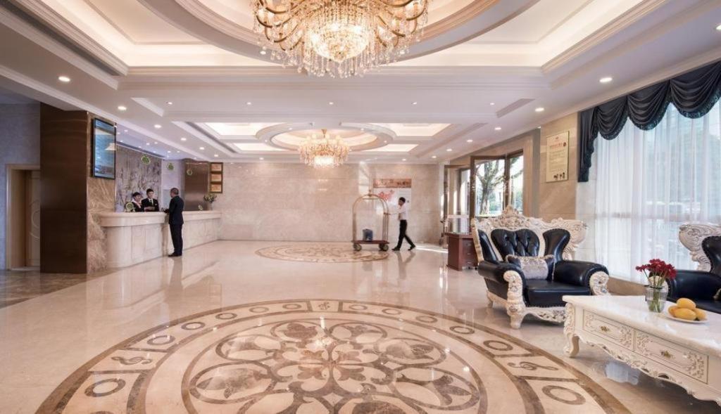 Vienna Hotel Huizhou (Huabianling Square Branch) photo5