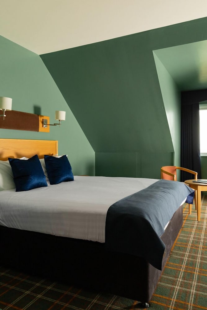 Atlantic, 1 King and 1 Single Beds, Sea View 4/5