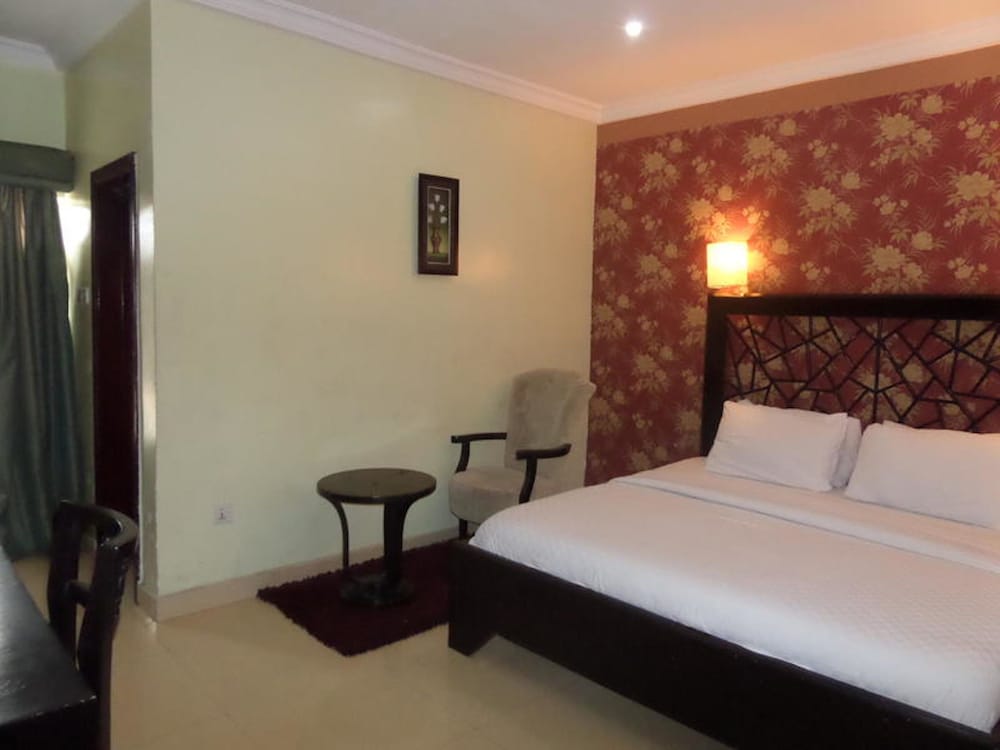 Ellis Suites Limited photo5