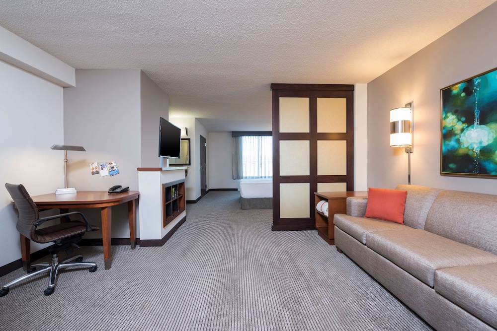 Hyatt Place Lexington 40/59