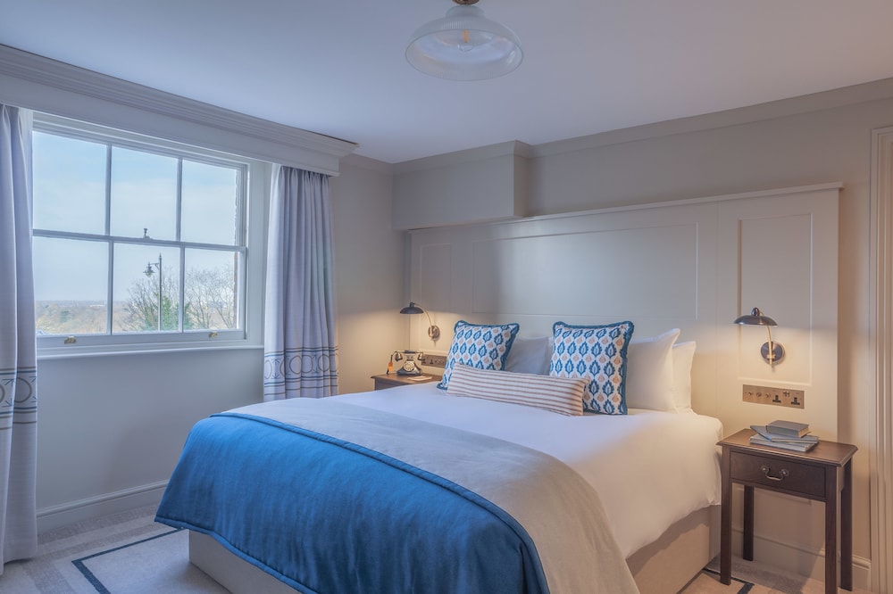 Richmond Hill Hotel 11/65