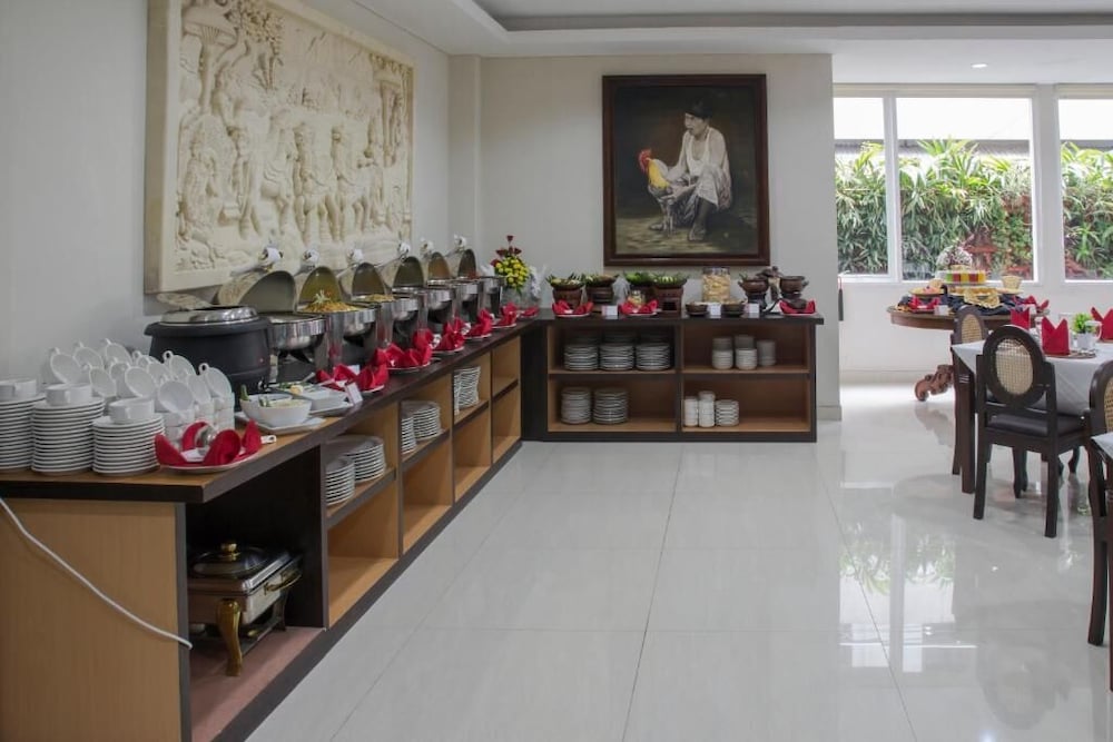 Grand Puri Saron Yogyakarta 36/58
