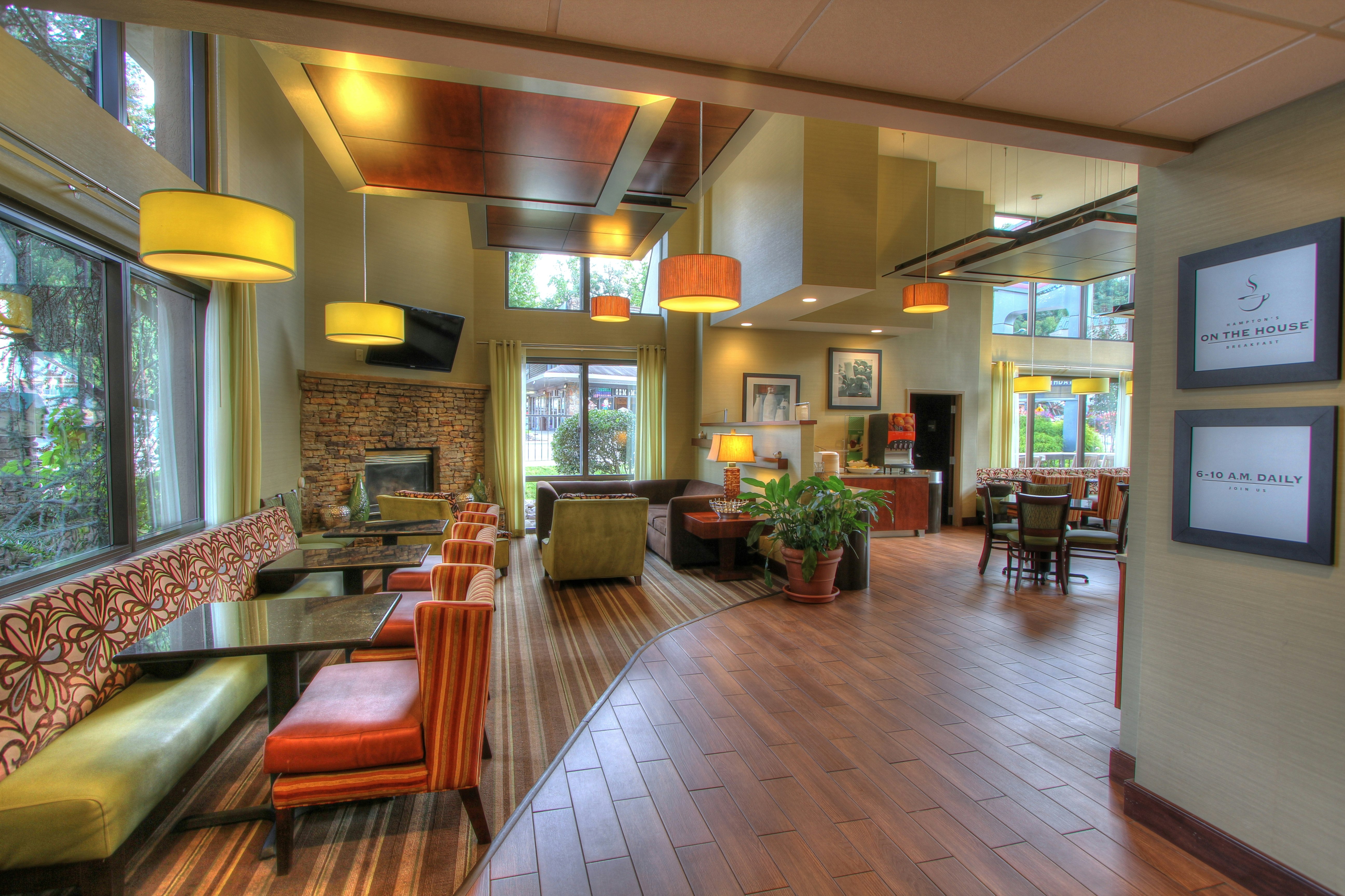 Hampton Inn Gatlinburg 46/68