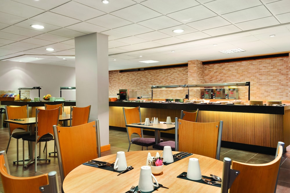 Garner Hotel Nottingham City Centre by IHG 37/59