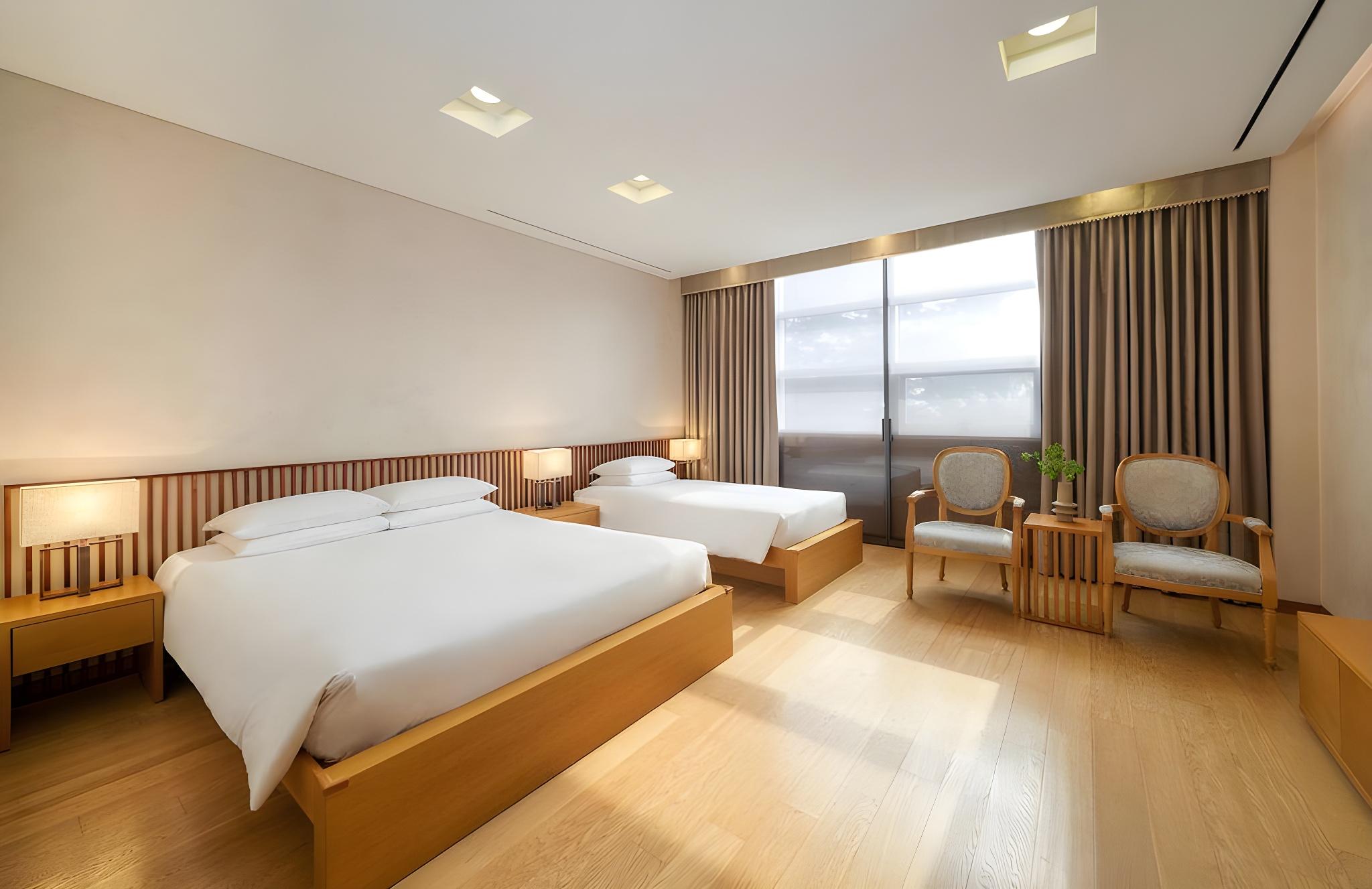 Family Suite, Villa, 1 Queen and 1 Single Bed