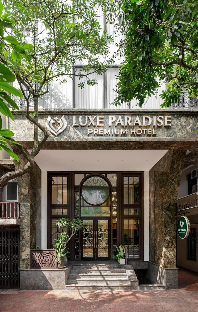 Luxe Paradise Premium Hotel 2/50