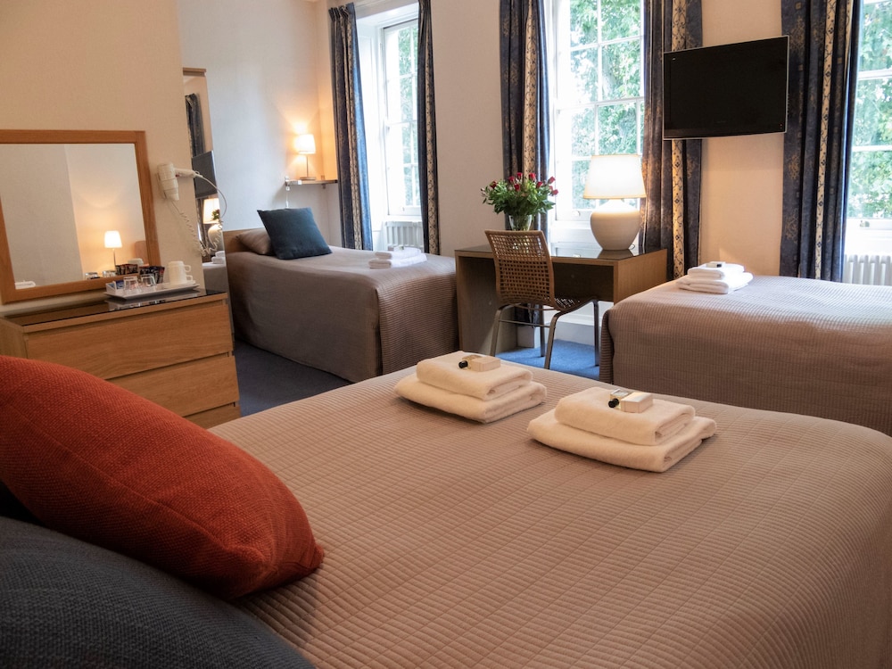 Euro Hotel 14/42