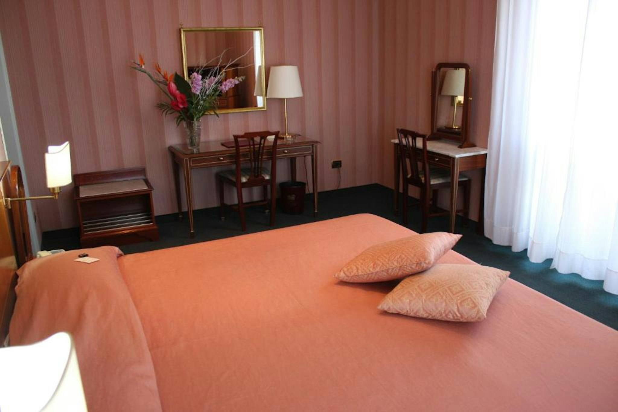 Esplanade Hotel 30/60
