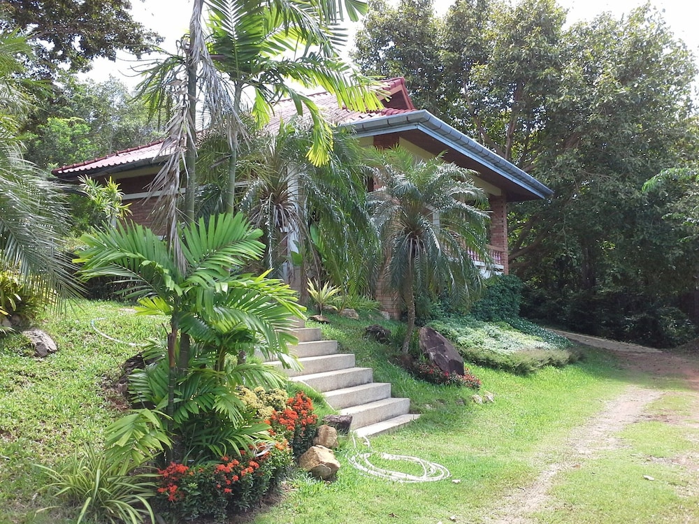Freedom Estate 26/50